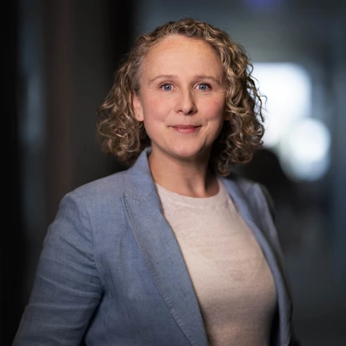 Svava María Atladóttir vinnur að verkefnum í ráðuneytinu á sviði stafrænnar þróunar og gagnamála í heilbrigðiskerfinu