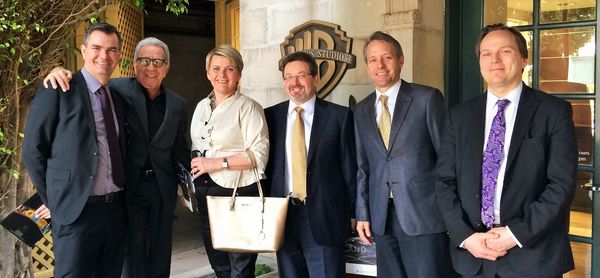 Eftir fund hjá Warner Brothers Eftir fund hjá Warner Brothers