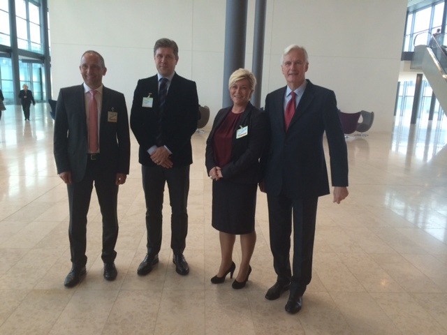 Adrian Hasler forsætis- og fjármálaráðherra Liechtenstein, Bjarni Benediktsson, Siv Jensen fjármálaráðherra Noregs og Michel Barnier hjá framkvæmdastjórn ESB, í Lúxemborg í dag